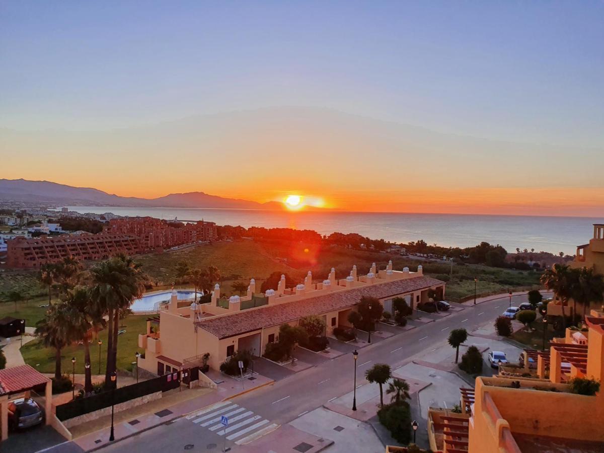 Seaview A Spectacular 3 Bed 3 Bathroom Penthouse Manilva Ngoại thất bức ảnh
